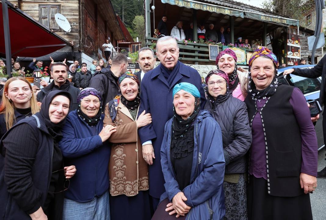 Cumhurbaşkanı Erdoğan’dan Ayder Yaylası’na sürpriz ziyaret 18